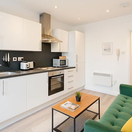 2 Bedroom Apartment Near City Centre, Uni & Parks! Кардіфф Екстер'єр фото