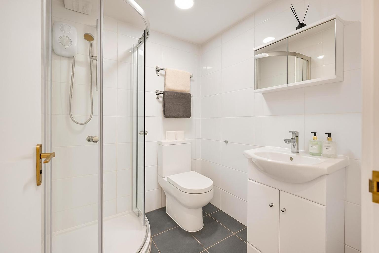 2 Bedroom Apartment Near City Centre, Uni & Parks! Кардіфф Екстер'єр фото